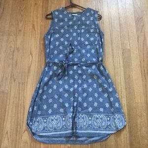 GAP Maternity chambray w/ paisley tie waist dress